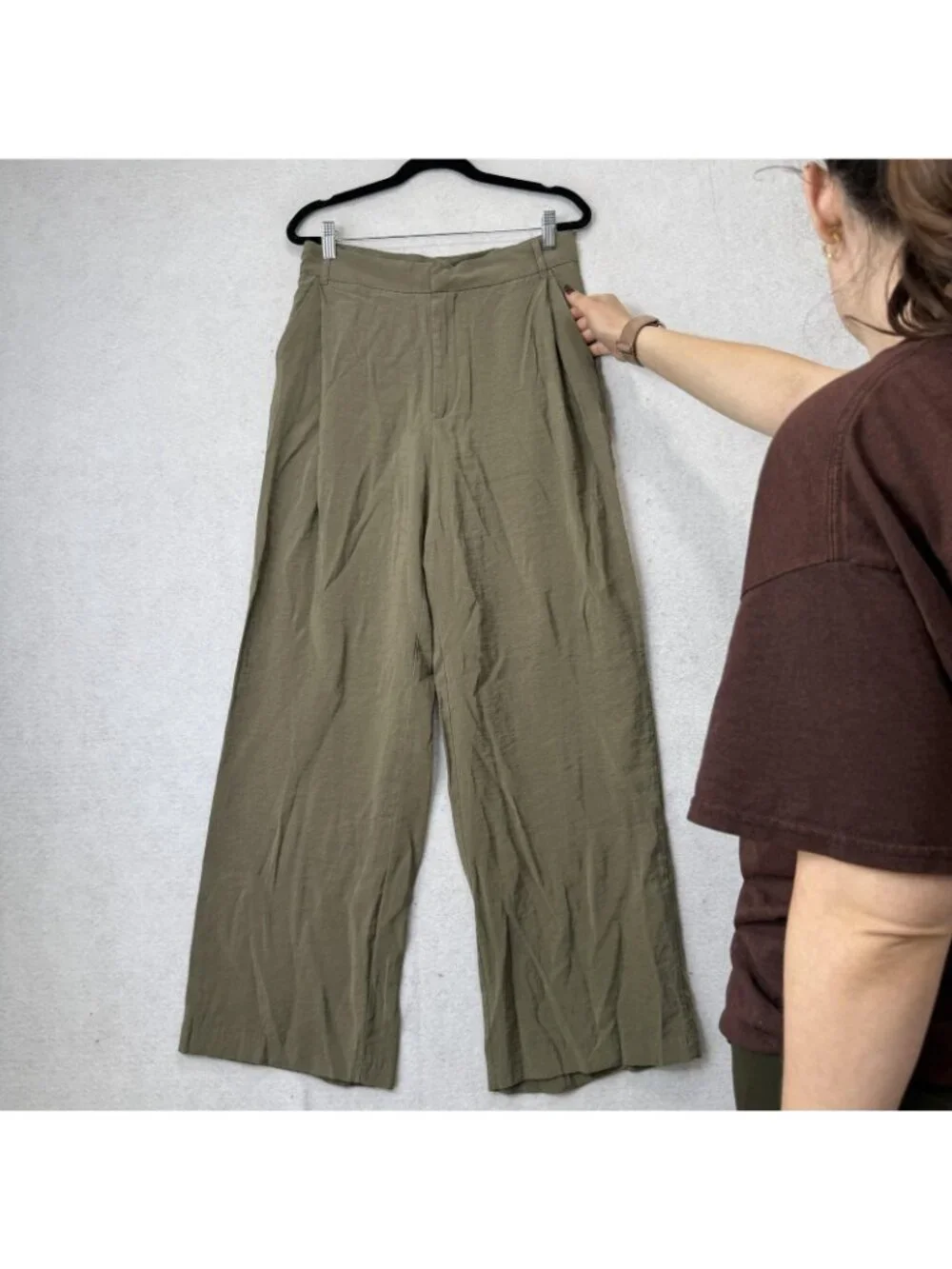 Zara Pants Womens Small Green Crepe Wide Leg Pleated Dress Pockets Work Office